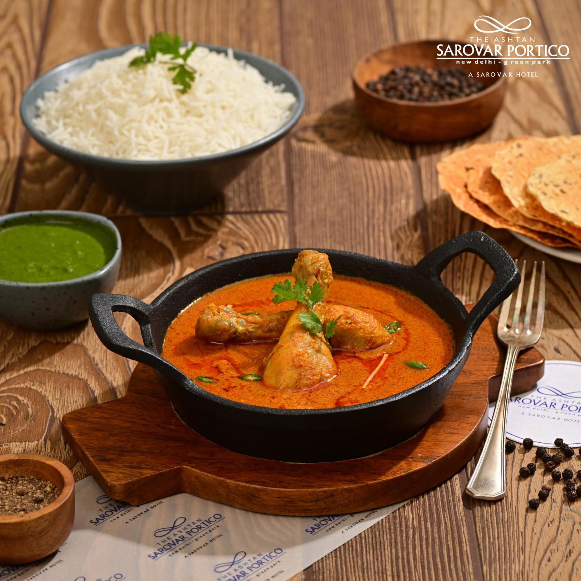 होटल The Ashtan Sarovar Portico New Delhi