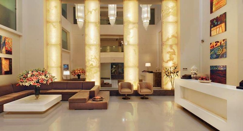 The Ashtan Sarovar Portico होटल New Delhi